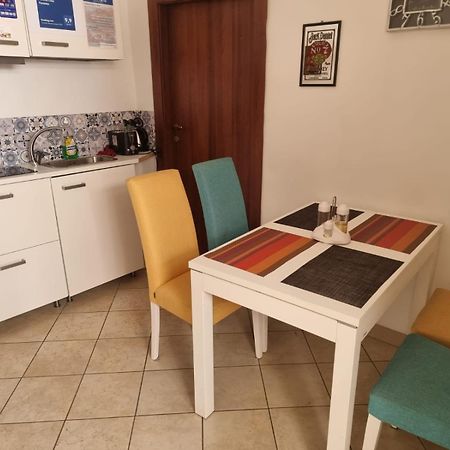 Patrizia Casa Vacanze Сант'Анджелло Экстерьер фото