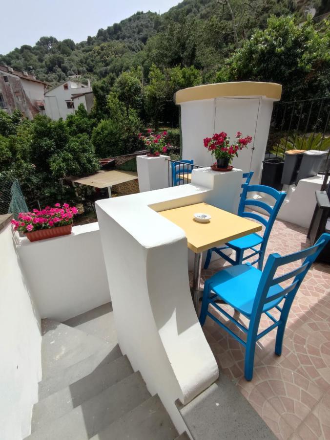 Patrizia Casa Vacanze Сант'Анджелло Экстерьер фото
