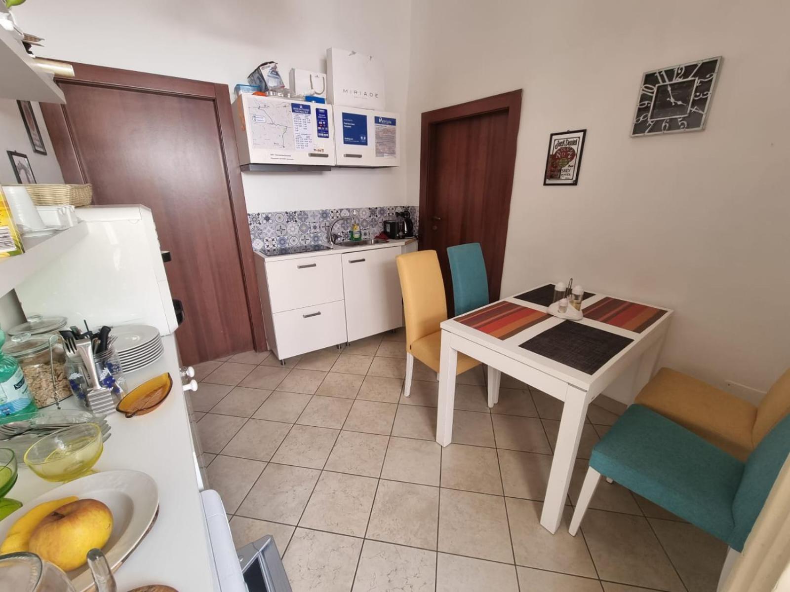 Patrizia Casa Vacanze Сант'Анджелло Экстерьер фото