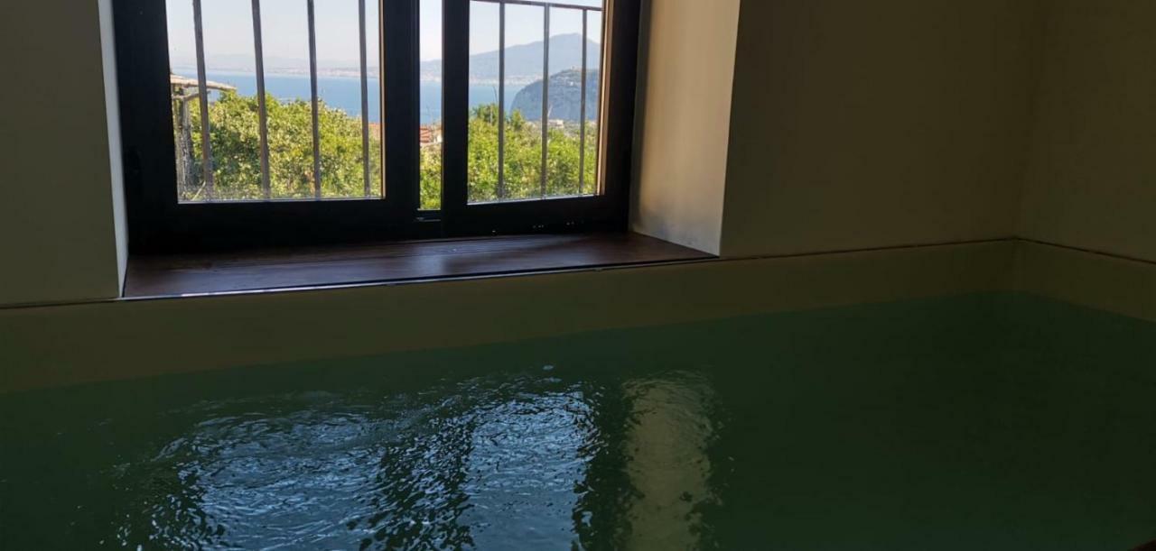 Patrizia Casa Vacanze Сант'Анджелло Экстерьер фото